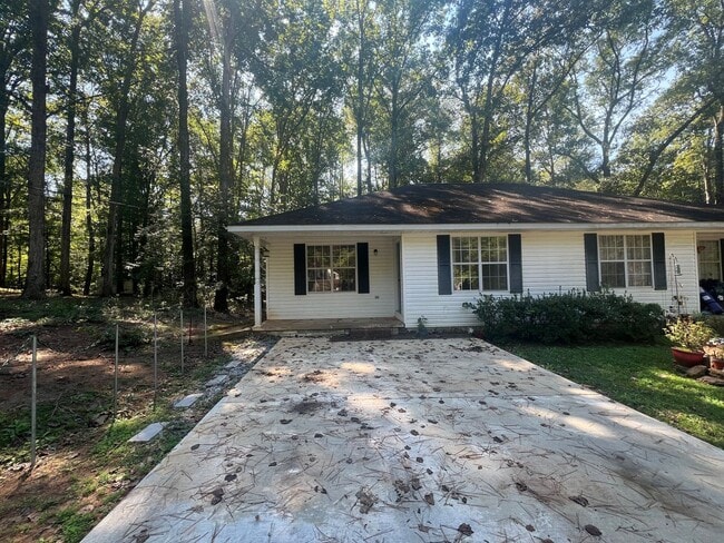 Building Photo - 4813 Oak Meadow Dr