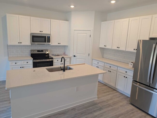 Photo - 9251 Agate St