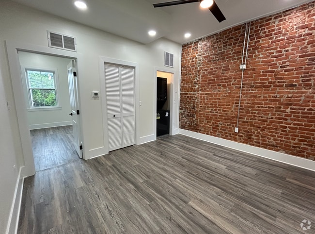 Building Photo - Modern Living Just Steps from Temple Unive... Unit A Rental