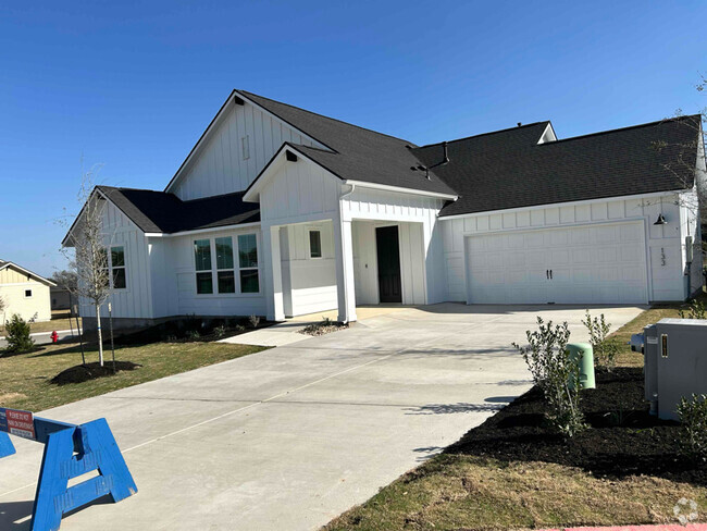 Building Photo - 133 Covert Cv Rental