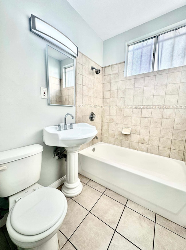 Photo - LB1117 (Rose) OWNER APPROVAL Unit 1119#B