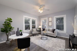 Photo - 1614 W Kings Hwy