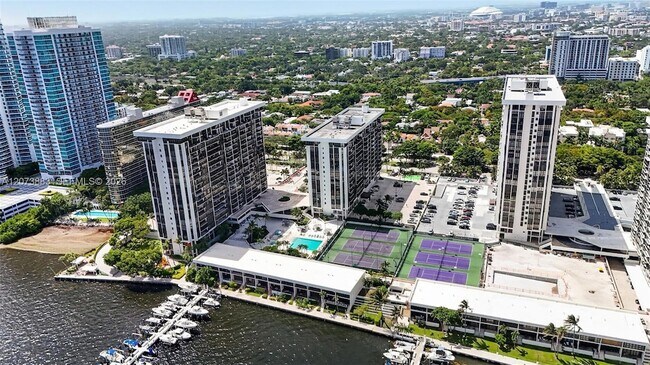 1915 Brickell Ave Unit C1607