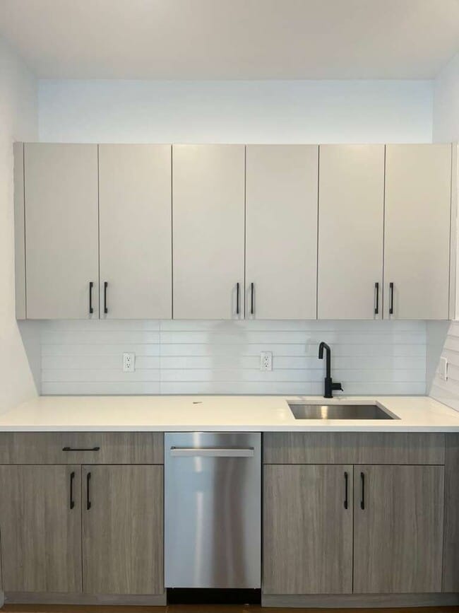 Photo - 546 Martin Luther King Jr Dr