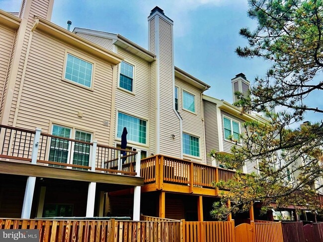 Building Photo - 14602 Creek Valley Ct