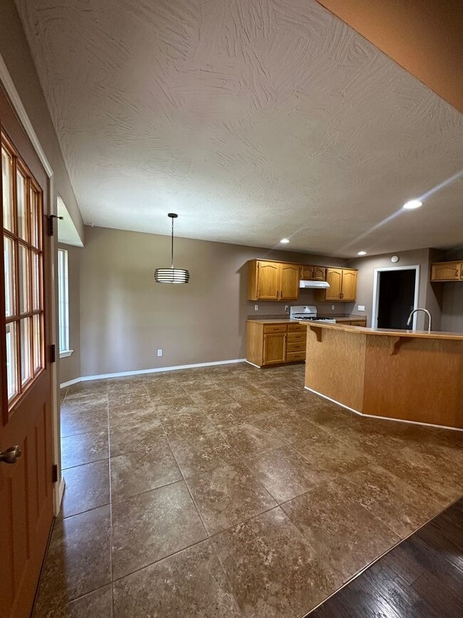 Photo - Beautiful home in Battlefield available now!