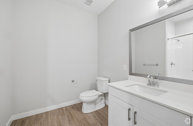 3BR, 2BA - 1,356SF - Bathroom