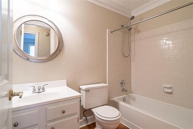 Photo - 310 Knoll Ridge Ct