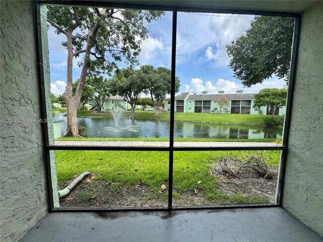 Photo - 8749 NW 39th St Unit 8749