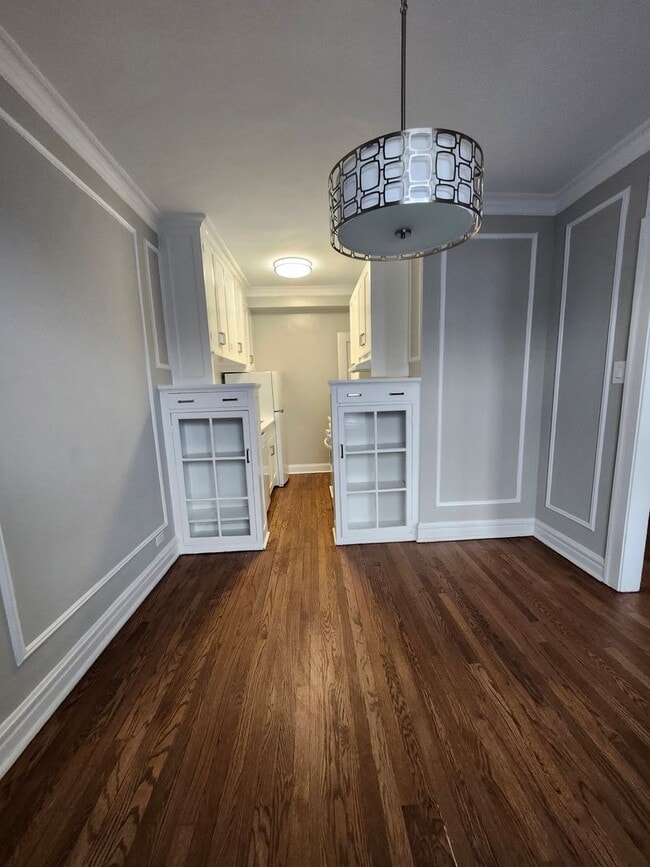 Photo - Edgewater Studio with Heat and Cooking Gas Included ~ No Security Deposit ~ Cat Friendly Unit 1601-2E