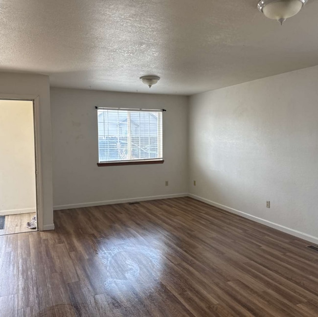 Photo - 110 N 11th Ave Unit 110 N 11th  A