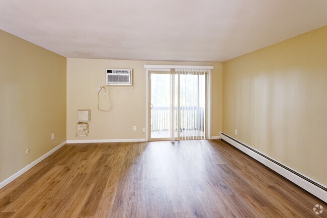 Photo - Maplewood Apartment Homes