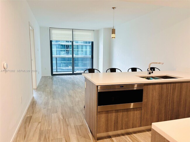 Photo - 801 S Miami Ave Unidad 2208