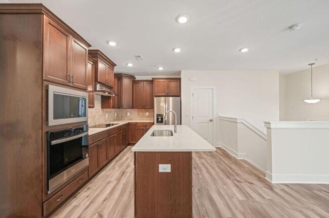 Photo - Modern, Spacious 2 Bed Townhome, Brier Creek Country Club, Golf course views!