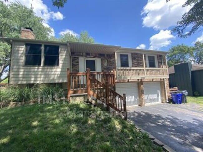 Building Photo - 12725 S Raintree Dr