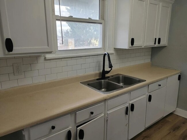 Photo - 5401 Highland Ave