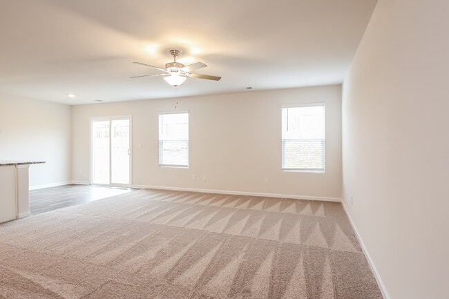 Photo - 6025 Mason Tucker Dr