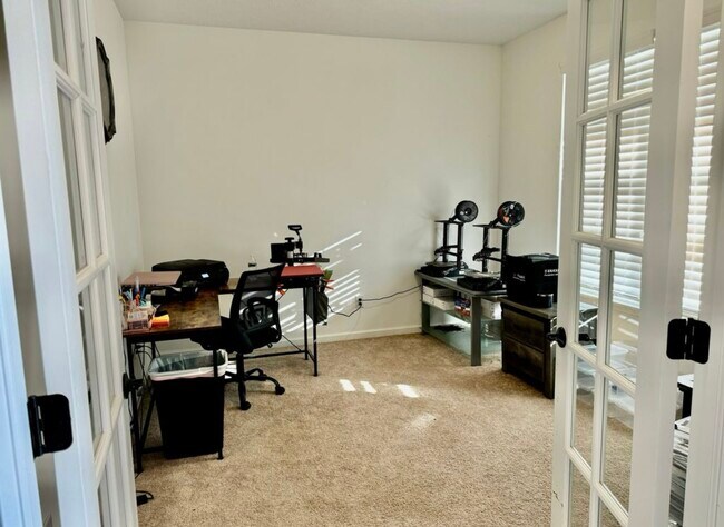 Photo - 13238 Landing Cir