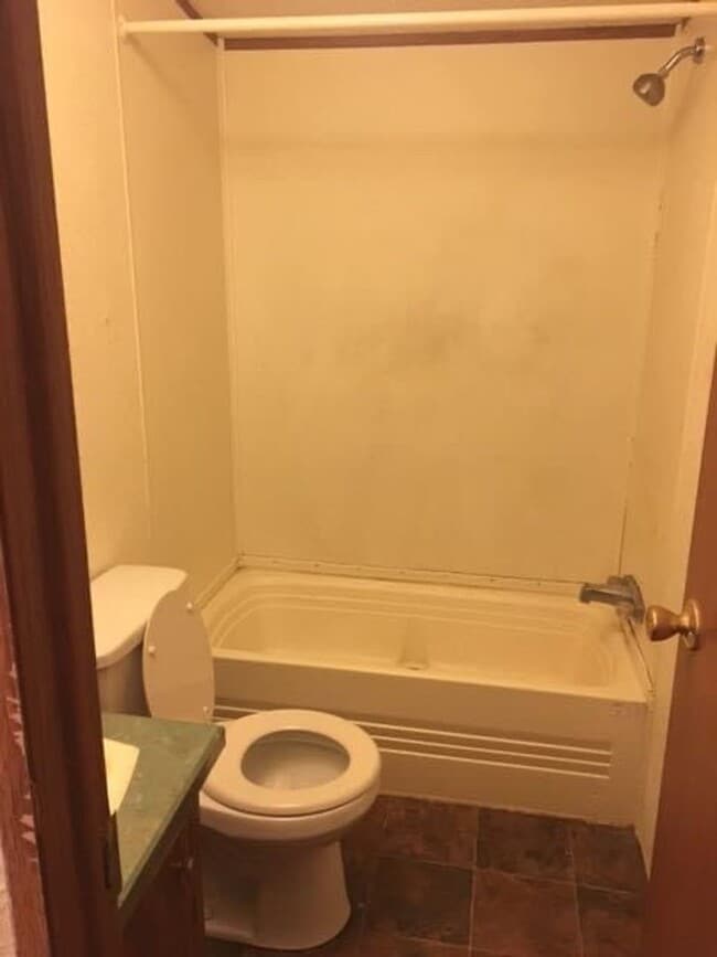 Photo - 2 bed 1 bath Country home