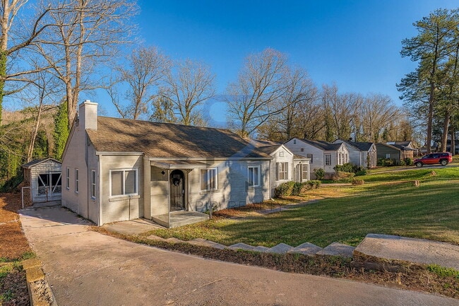 Photo - Move in before November 30th and choose your reward: a $250 Amazon Gift Card or a 55 Smart TV!