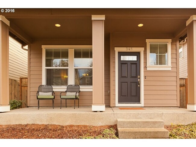 345 NE 105th Ave