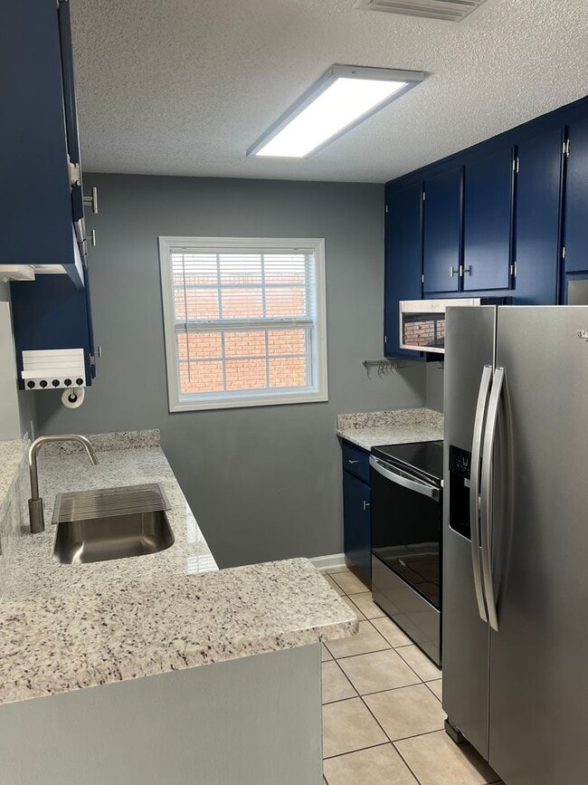 Photo - 107 S Spring View Dr