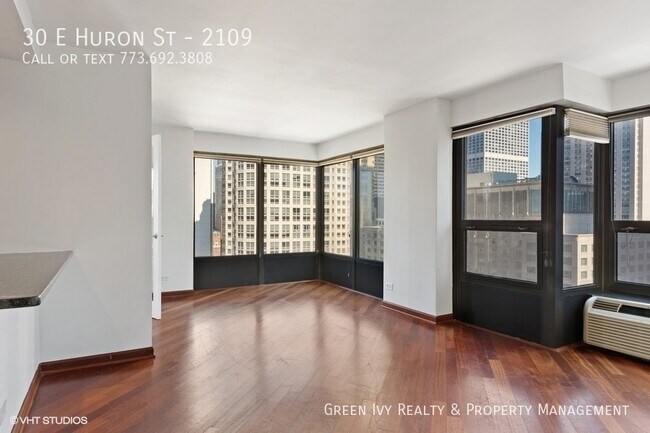 Photo - 30 E Huron St Unit 2109