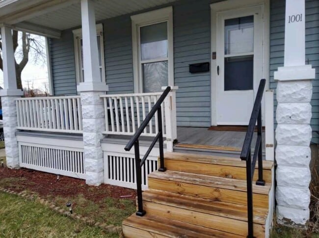 Photo - 1001 Delamere Ave Unit Lower