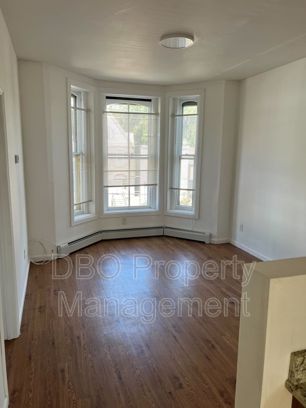 Photo - 370 Clinton Ave