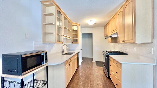 Photo - 8308 Roan Ln