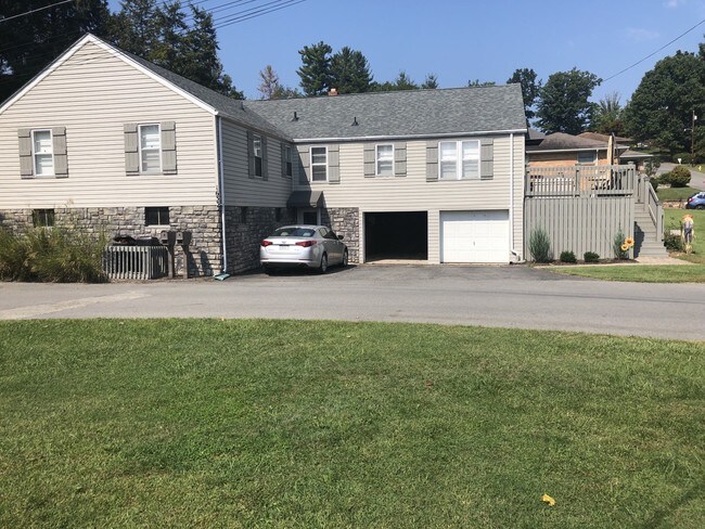 Apartments for Rent in Fairmont, WV | ForRent.com