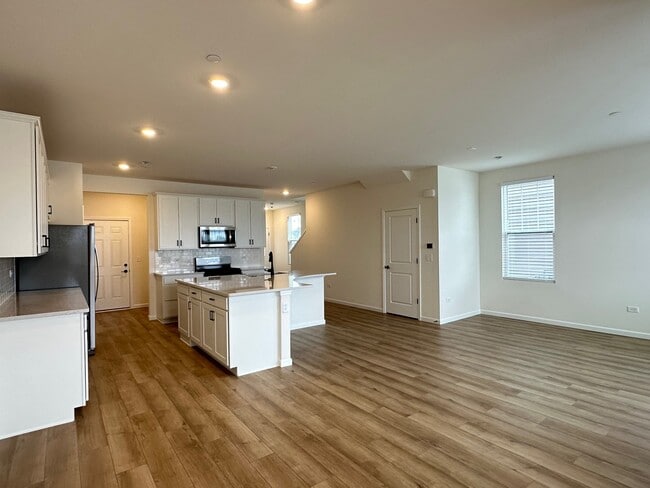 Photo - 5955 Hawkweed Dr