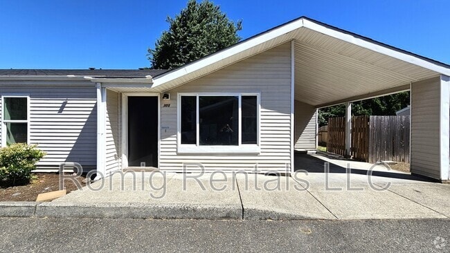 Building Photo - 908 Pioneer St Rental