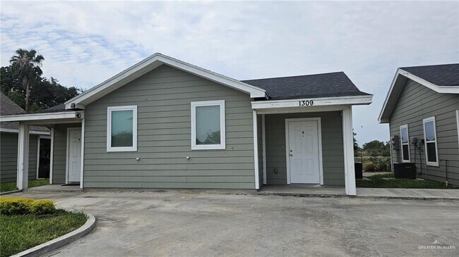 Photo - 7 Quitaca Dr Unit 2