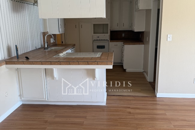 Photo - 1304 La Puente Dr