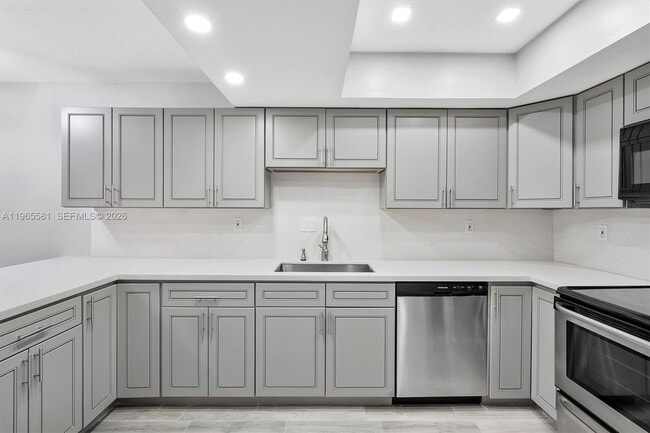 Photo - 48 Matador Ln