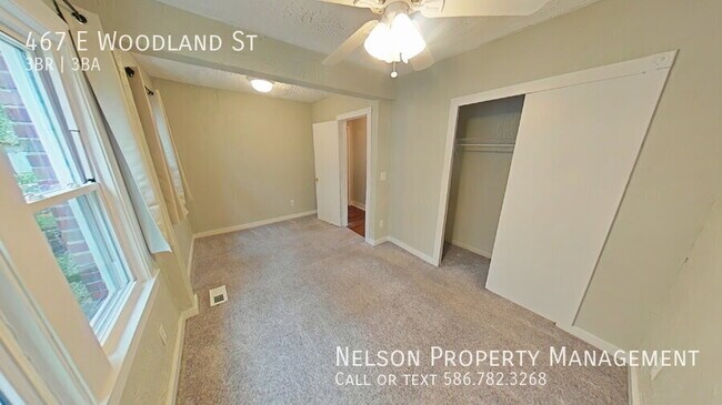 Photo - 467 E Woodland St