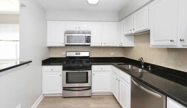 Photo - 677 S River Rd Unit 2H