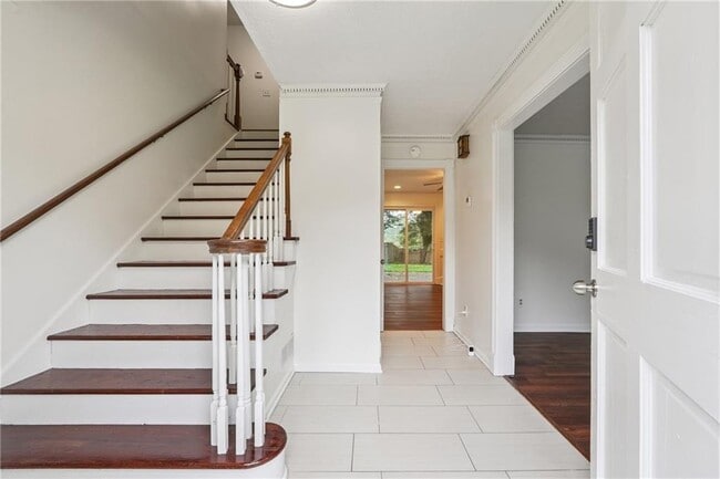 Photo - 1416 Manchester Ct SW