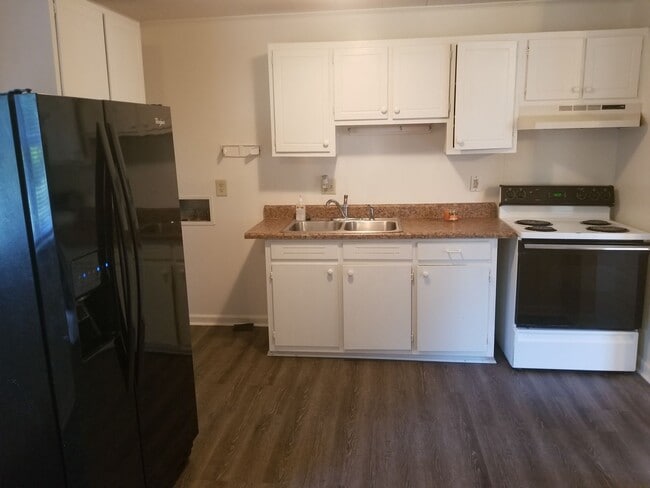 Photo - 3- Bedroom & 1- Bath