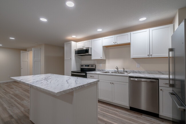 Photo - 1141 S Wapakoneta Rd Unit 1141