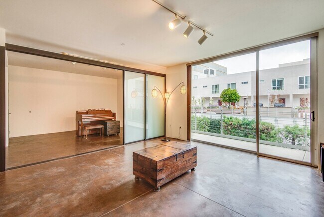 Photo - Centre Street Lofts 2 Bed/2Bath