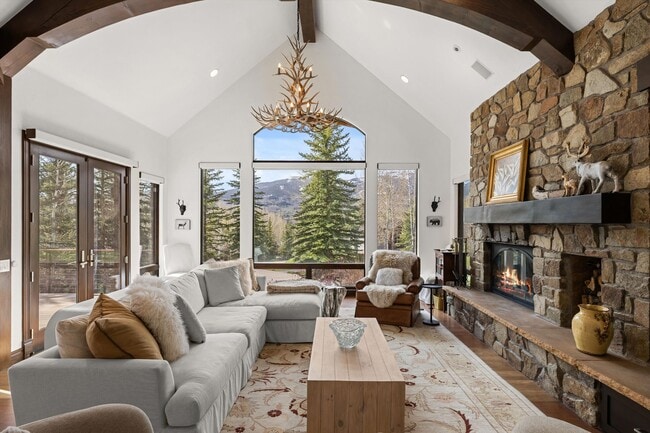 Photo - 875 Horse Ranch Dr