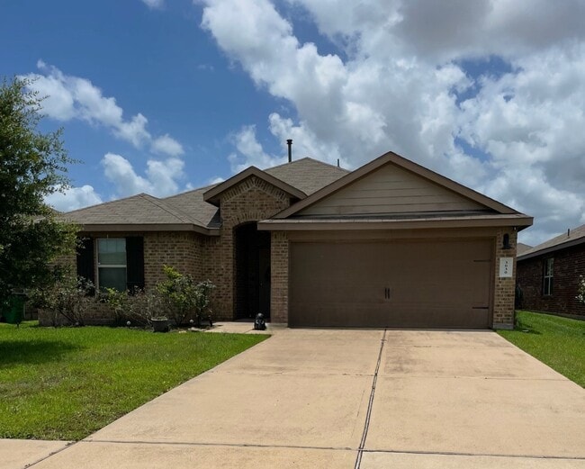 Building Photo - 3030 Dripping Springs Ct