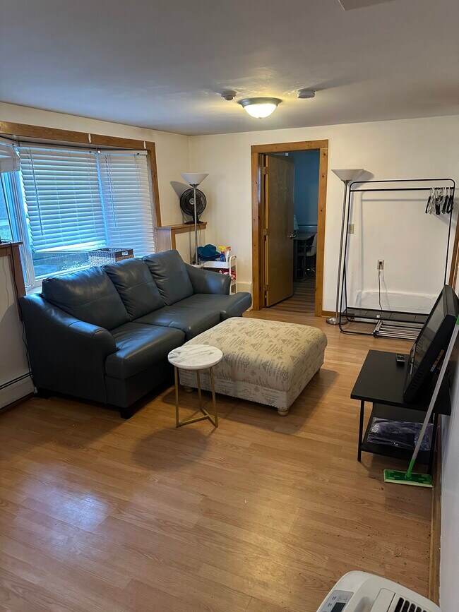 All-Inclusive Living in Collegetown!