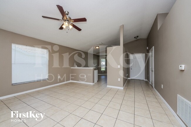 Photo - 7560 Groveoak Dr