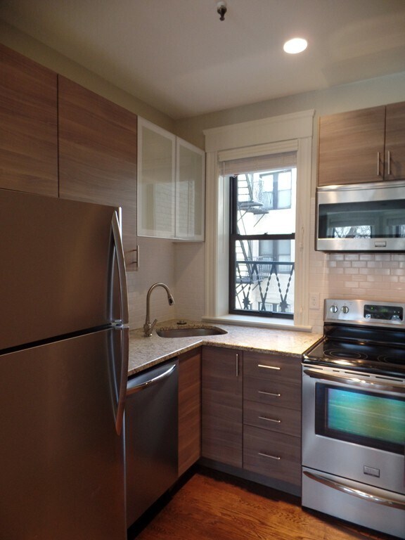 Photo - 61 Park Dr Unidad 8