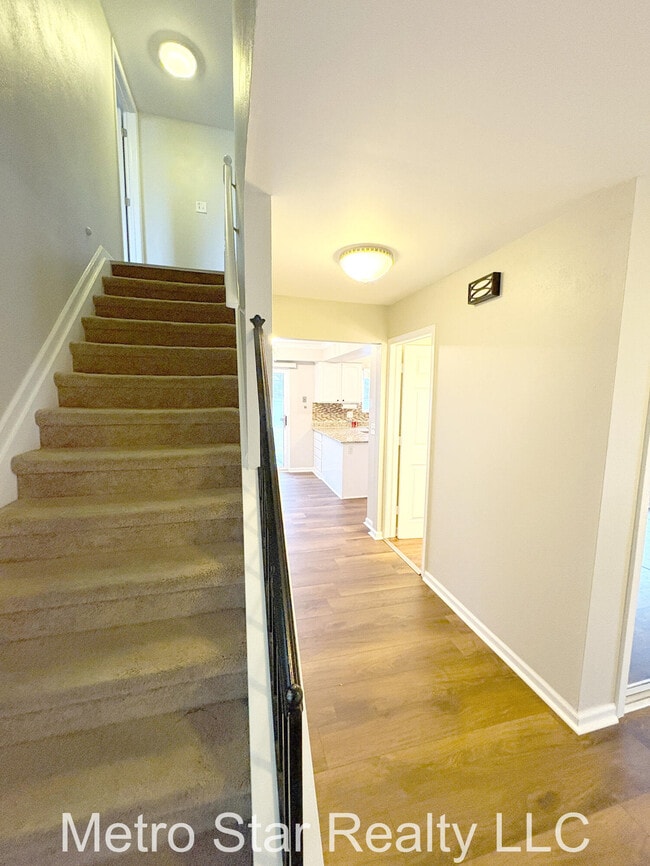 Photo - 1553 Lakewood Dr