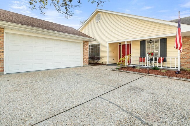 Photo - 115 Aberdeen Dr