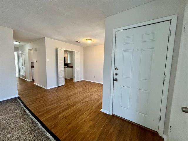 Photo - 800 Irwin Dr